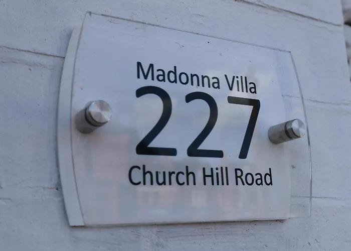 Madonna Villa